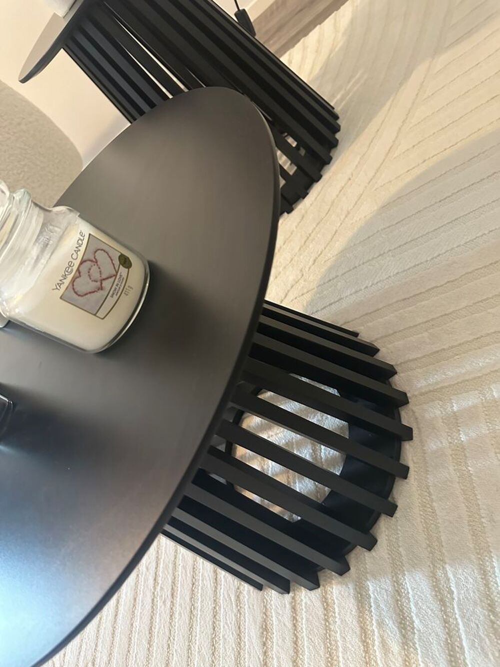 2 tables basses noires mate Meubles