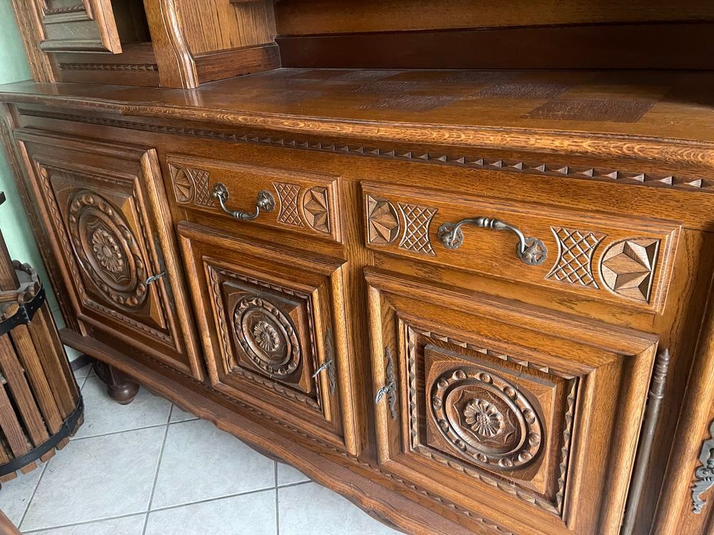 Belle salle &agrave; manger compl&egrave;te Meubles