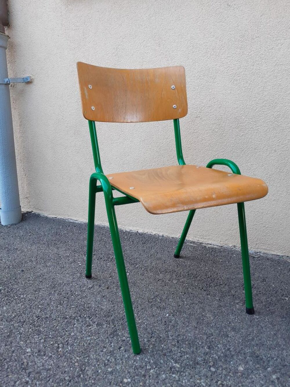 Chaises anciennes de style indus lot ou pi&egrave;ce vintage Meubles