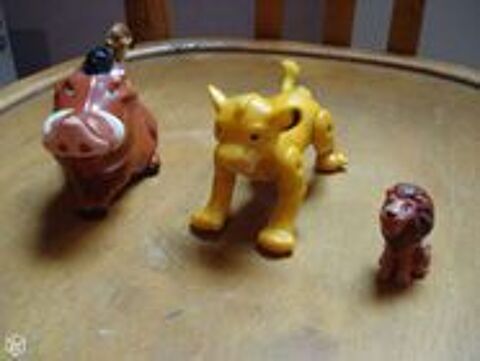 3 grandes figurines dans le roi lion kinder et autres 0 M�rignies (59)