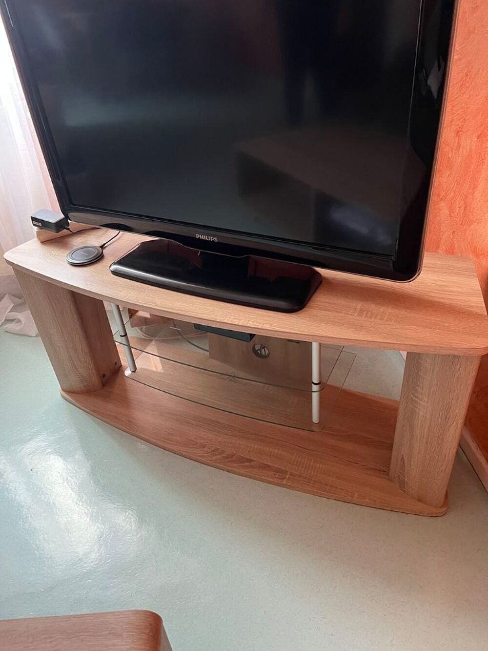 Meuble de t&eacute;l&eacute; Meubles