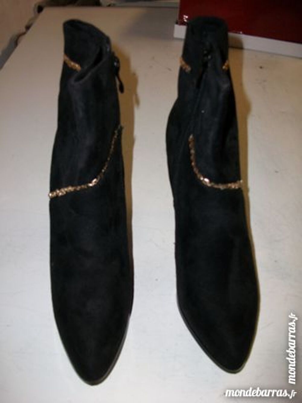 Bottines fourr&eacute;es Noir filamant dor&eacute; -12 cm- pt 40 Chaussures