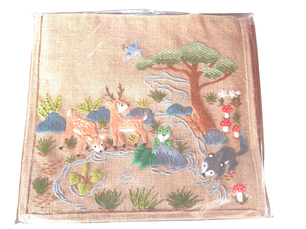 SAC EN TOILE DE JUTE BRODE A LA MAIN FABRICATION ARTISANALE Maroquinerie