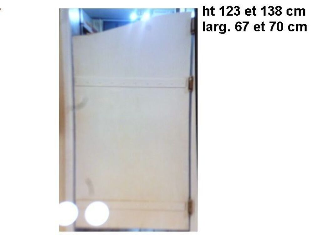PORTE type saloon en bois plein - 10 € - vendu Meubles