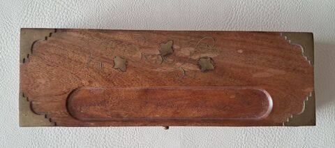 bote en bois exotique avec tiroir + incrusta laiton d' Inde 12 Carnon Plage (34)