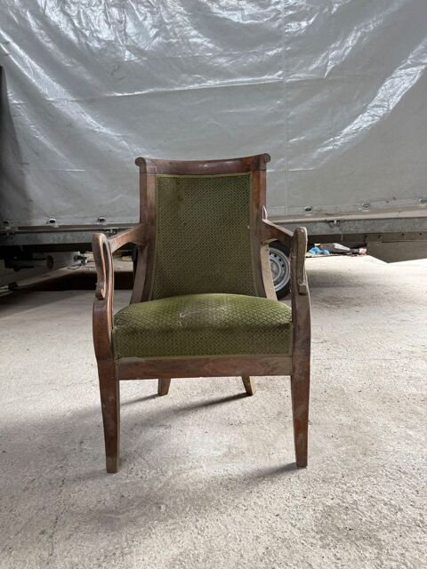 Fauteuil Ancien en Noyer
Nancy (54)