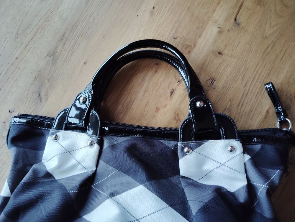 Sac &agrave; main Marque Arthur &amp; Aston Maroquinerie