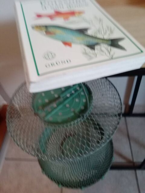 Lot bourriche pche + livre
7 Darvoy (45)