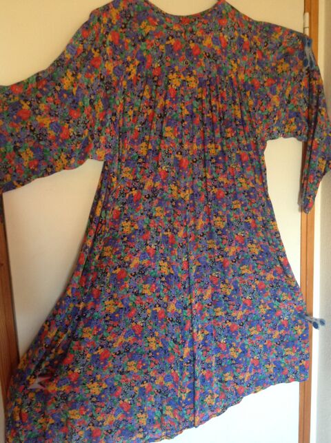 ROBE MULTICOLORE GRANDE TAILLE Envoi Possible 15 Tr�gunc (29)
