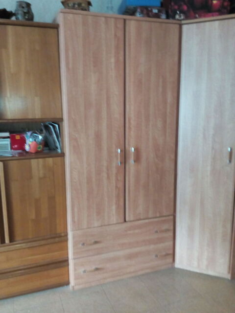 Armoire avec penderie 90 Jouy-le-Moutier (95)