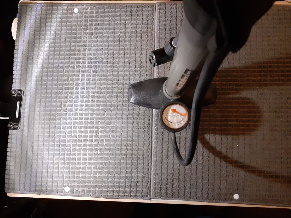 2 pompes &agrave; velo Sports