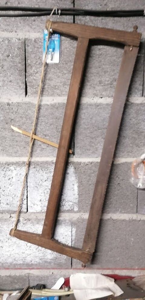 scies anciennes 19 Faverges (74)