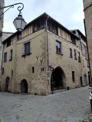  Immeuble � vendre 300 m� Limoges