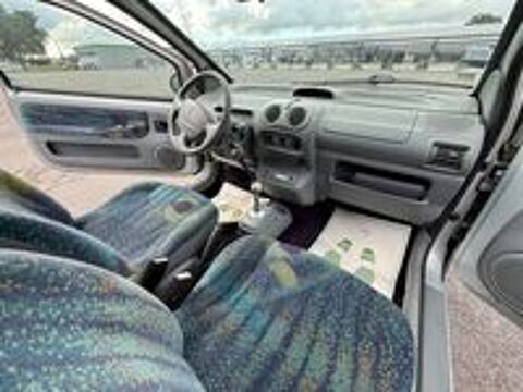 Twingo 1.2 16v e Kenzo Quickshift 5 2005 occasion 65800 Aureilhan