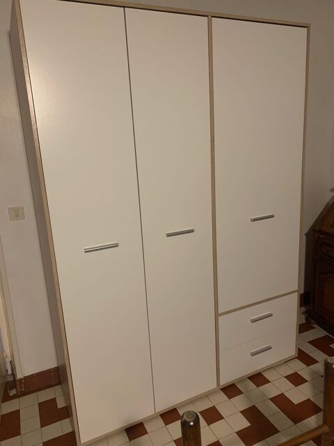 Armoire 3 portes 2 tiroirs 150 Laifour (08)