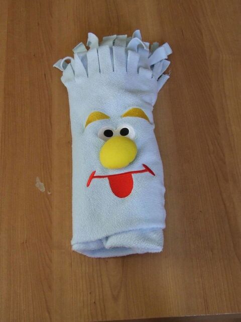 Couverture, Plaid polaire, Bleu ciel, 85.5נ140cm, TBE 4 Bagnolet (93)