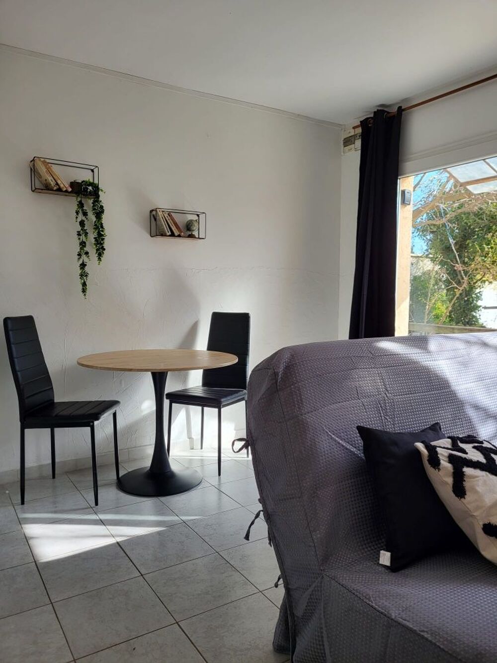   L'Abrivado 
s vacances - chambres d'hôtes Languedoc-Roussillon, Aimargues (30470)