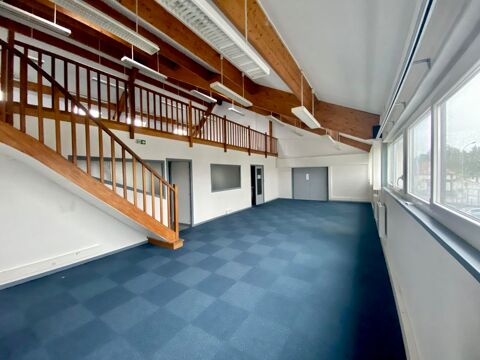 Cellule de 5 bureaux à Marly dont 2 open spaces (1 en mezzanine) 1495 59770 Marly