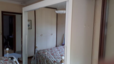 Armoire  miroir 2 grandes portes blanche 
0 Auch (32)