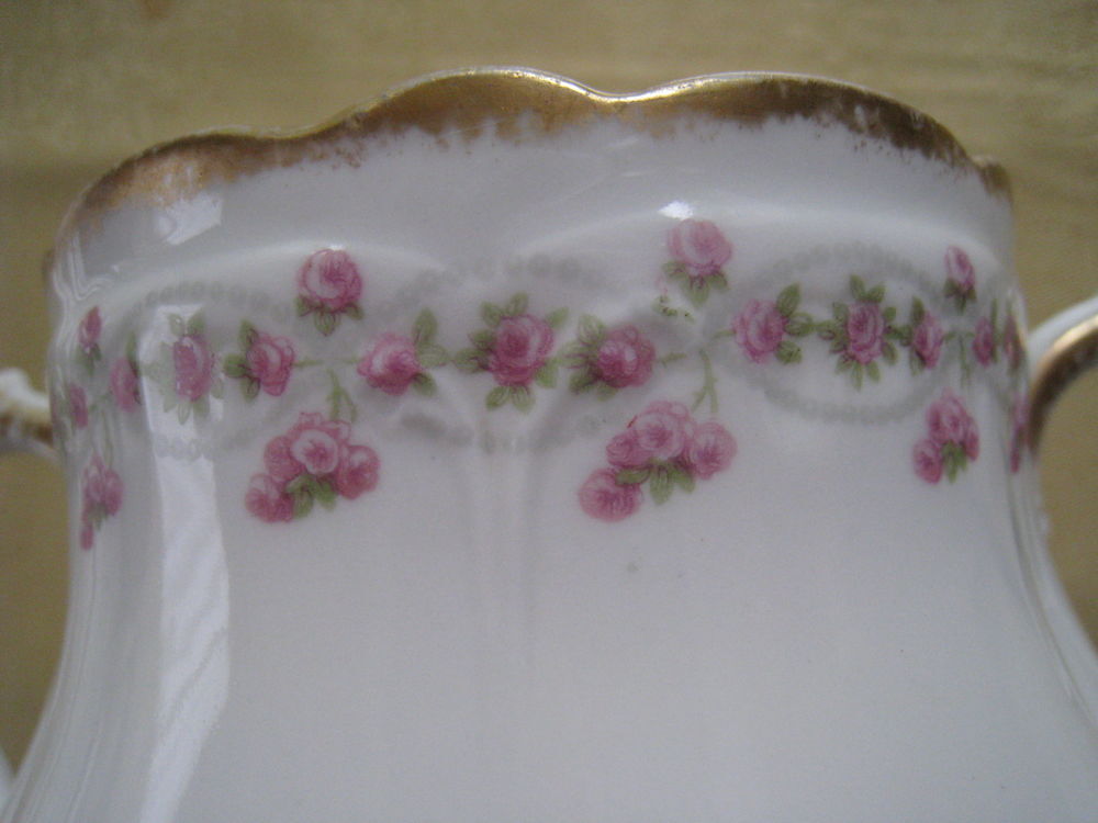 Cafeti&egrave;re A.Gauthier porcelaine fleurs Cuisine