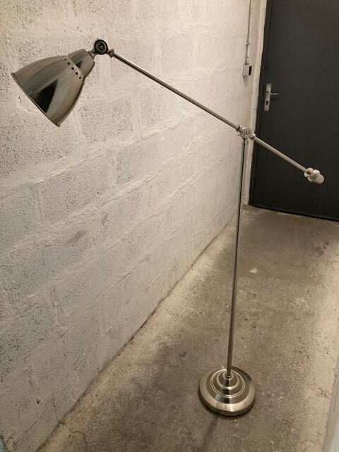 Lampadaire industriel 30 Cannes (06)