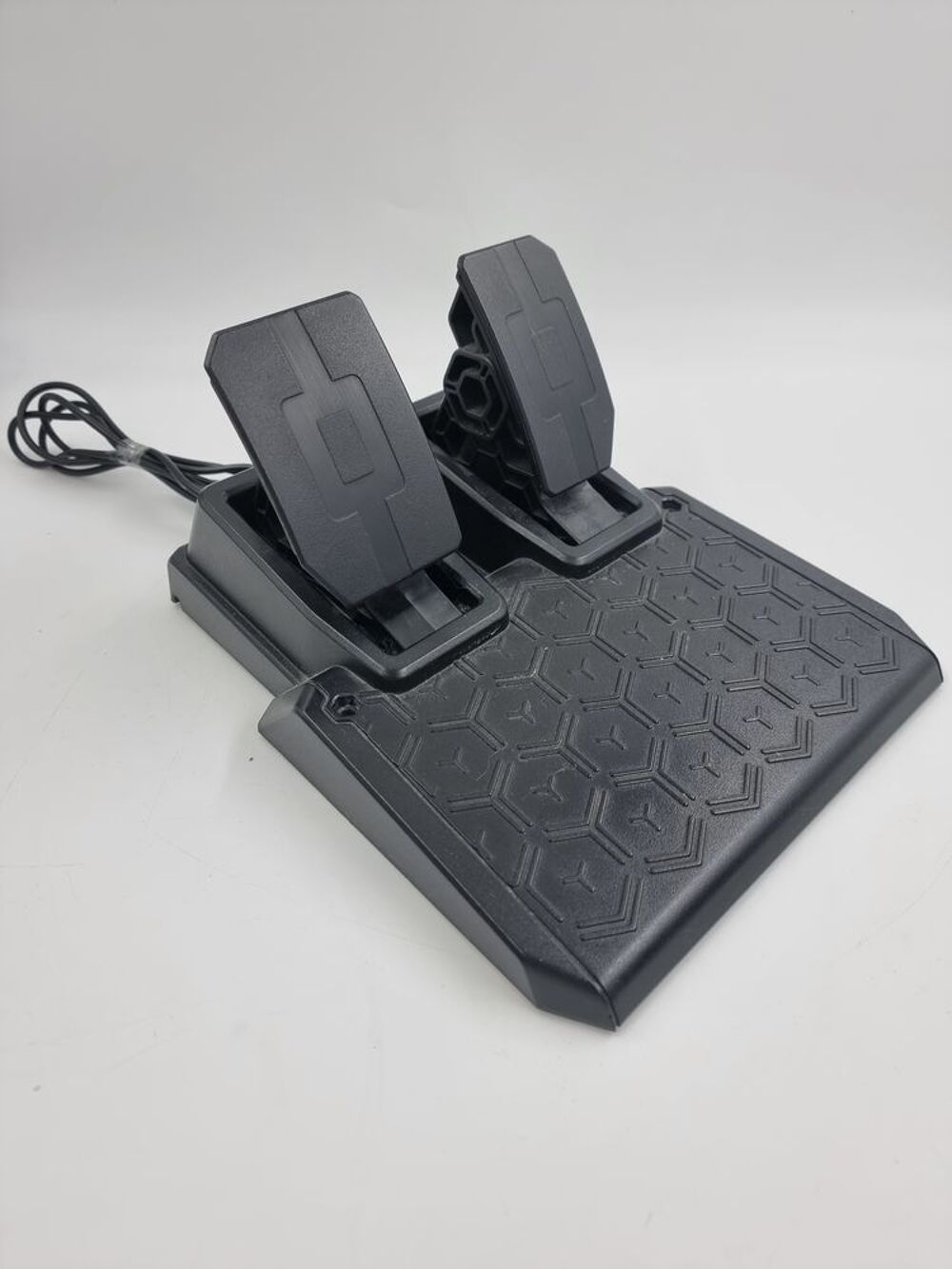 Volant Thrustmaster T128 Pour PS4, PS5 et PC complet Consoles et jeux vidéos