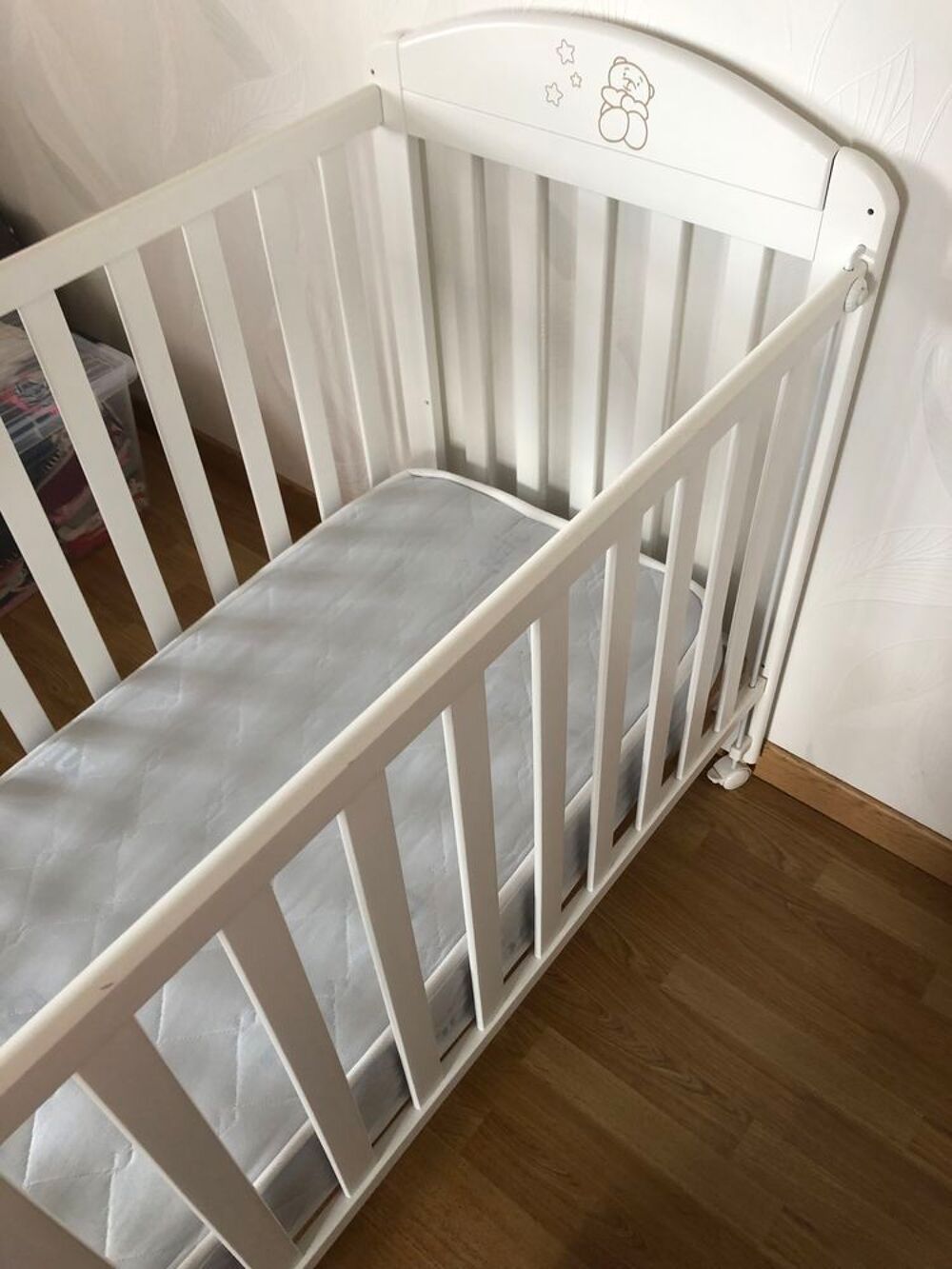 Lit b&eacute;b&eacute; (pas d'envoi ) Mobilier enfants