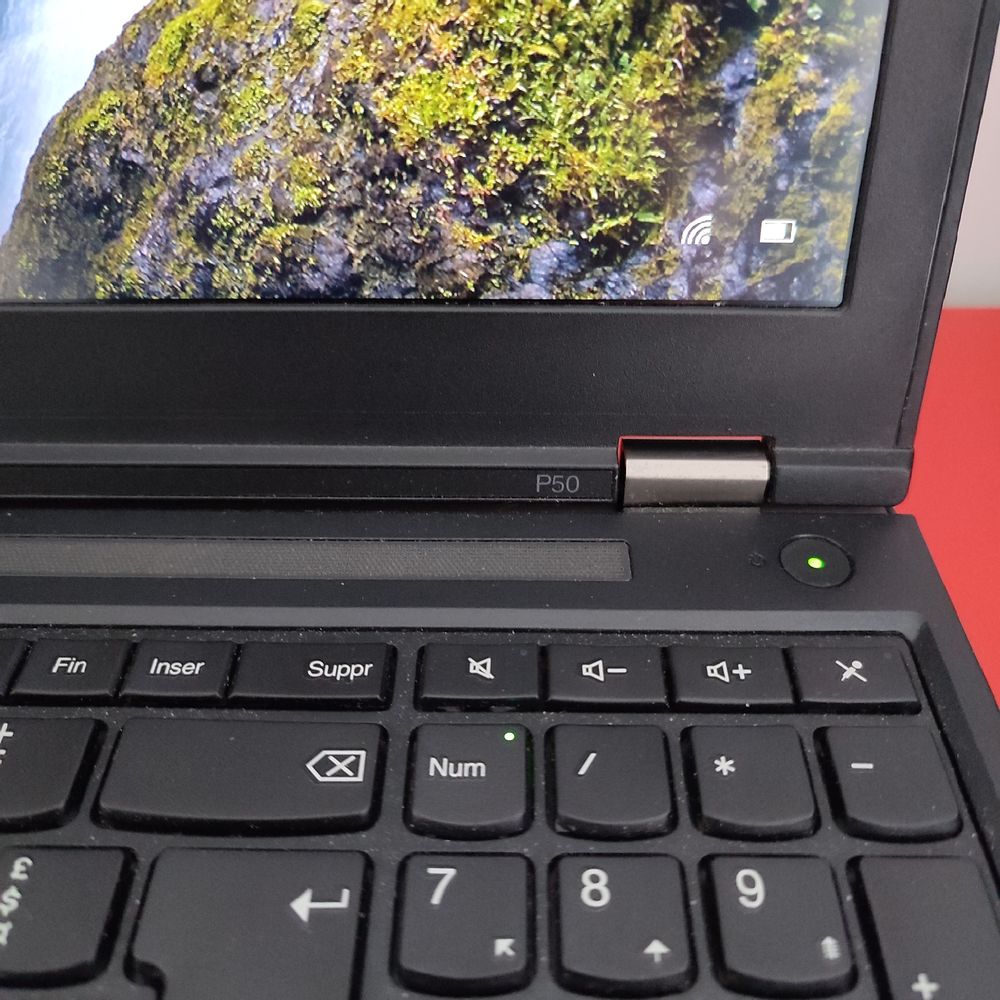 Pc portable Intel Core i7, 16Go Ram, SSD Lenovo ThinkPad 15p Matériel informatique