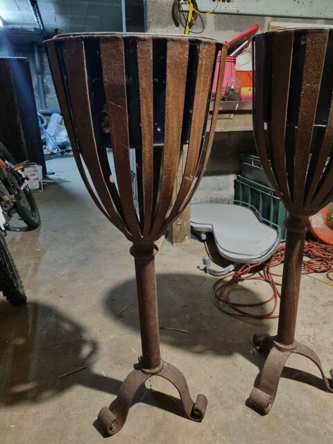 Jardinieres sur pieds 1 Saint-Quentin-la-Motte-Croix-au-Bailly (80)