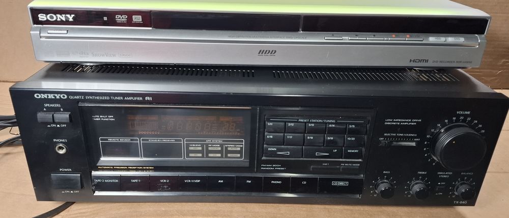 Ampli-Tuner ONKIO et Lecteur CD-DVD SONY Audio et hifi