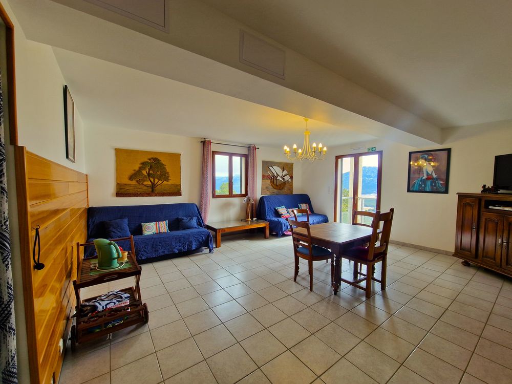 � vendre  Maison Les Angles (66210)