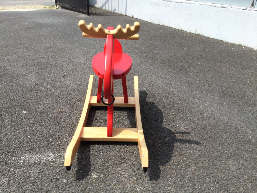 cheval &agrave; bascule Jeux / jouets