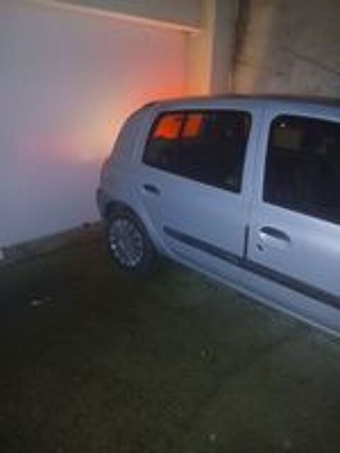 Clio II Clio 1.2i 1999 occasion 60430 Warluis