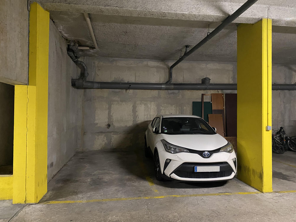 Location Parking/Garage Parking couvert ? Accès direct Bd de Charonne 75020 Paris 20