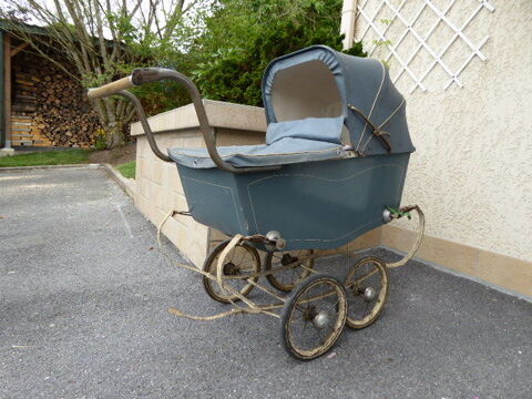 LANDAU de poup�e ann�es 50 50 Rethel (08)