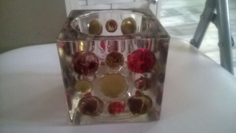 Vase pour pot pourri ou autres
Excellent etat
Incrustatio
9 Talange (57)