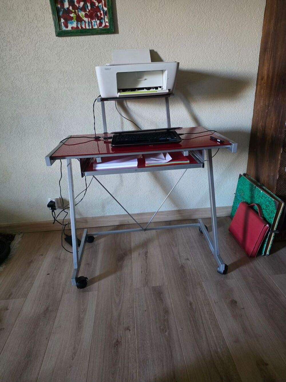 Joli bureau amovible Meubles