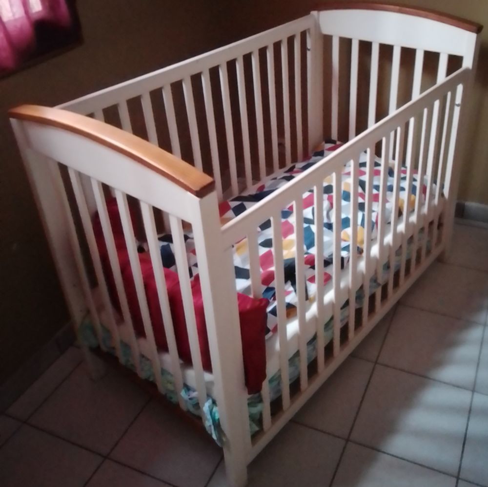 lit enfant complets avec matelas Mobilier enfants