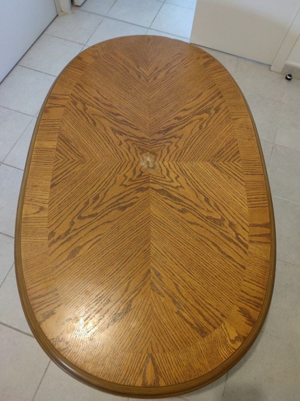 GRANDE TABLE DE SALON EN BOIS MASSIF Meubles