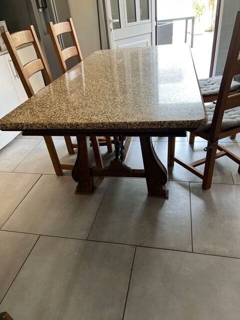 table marbre 400 Breuillet (91)