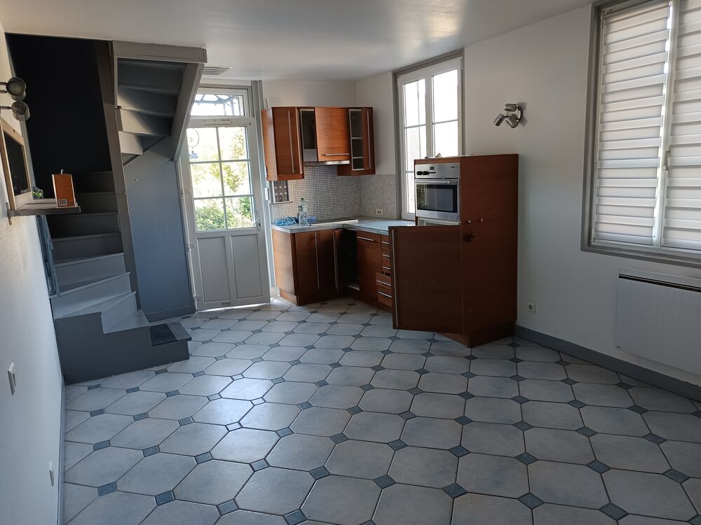 Vente Maison Maison 3 pieces Pierrefonds Pierrefonds