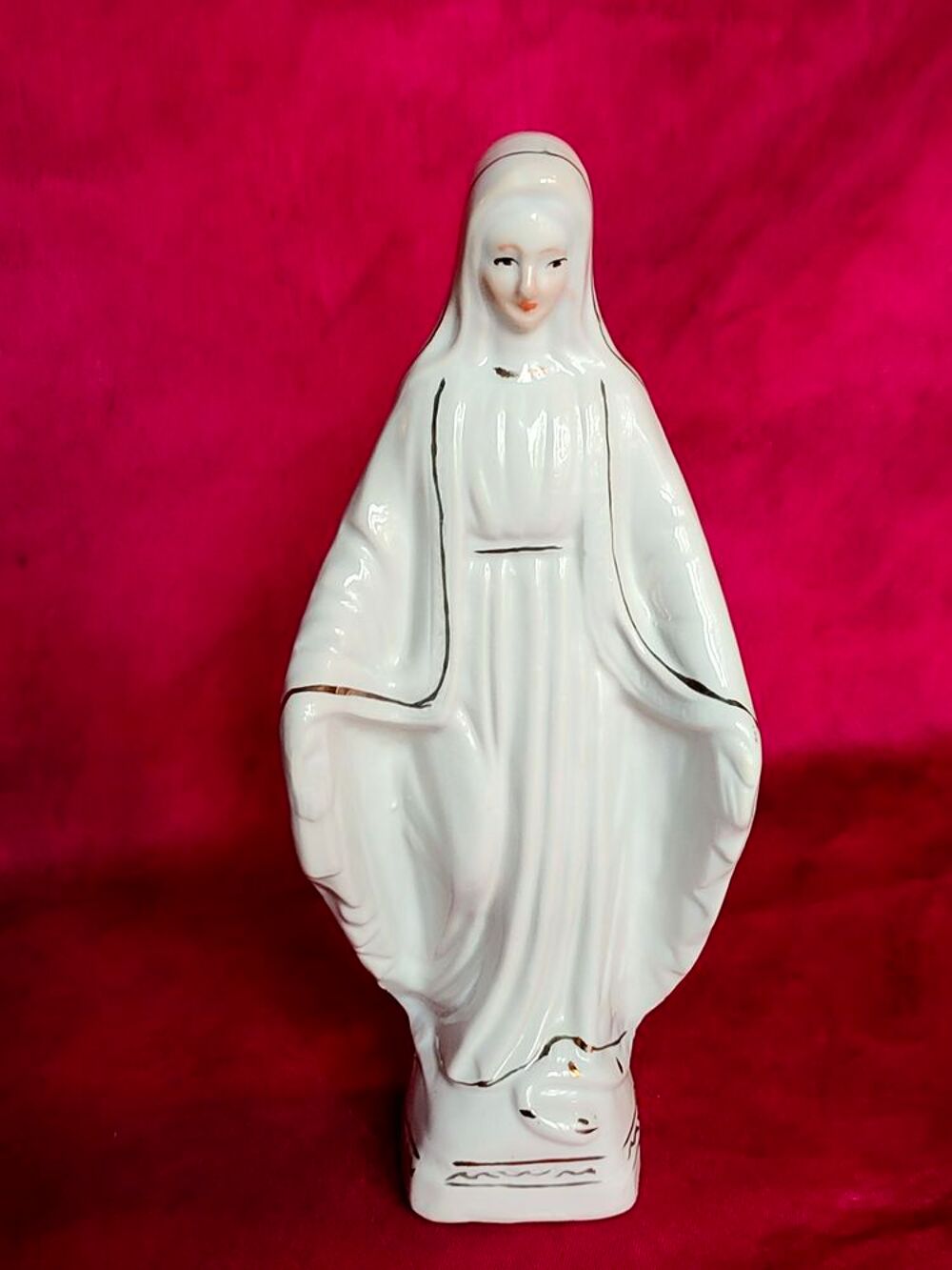Ancienne vierge en biscuit hauteur 21 cm Décoration