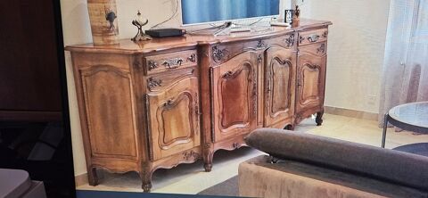 SALLE A MANGER EN NOYER MASSIF 1350 Fr�jus (83)