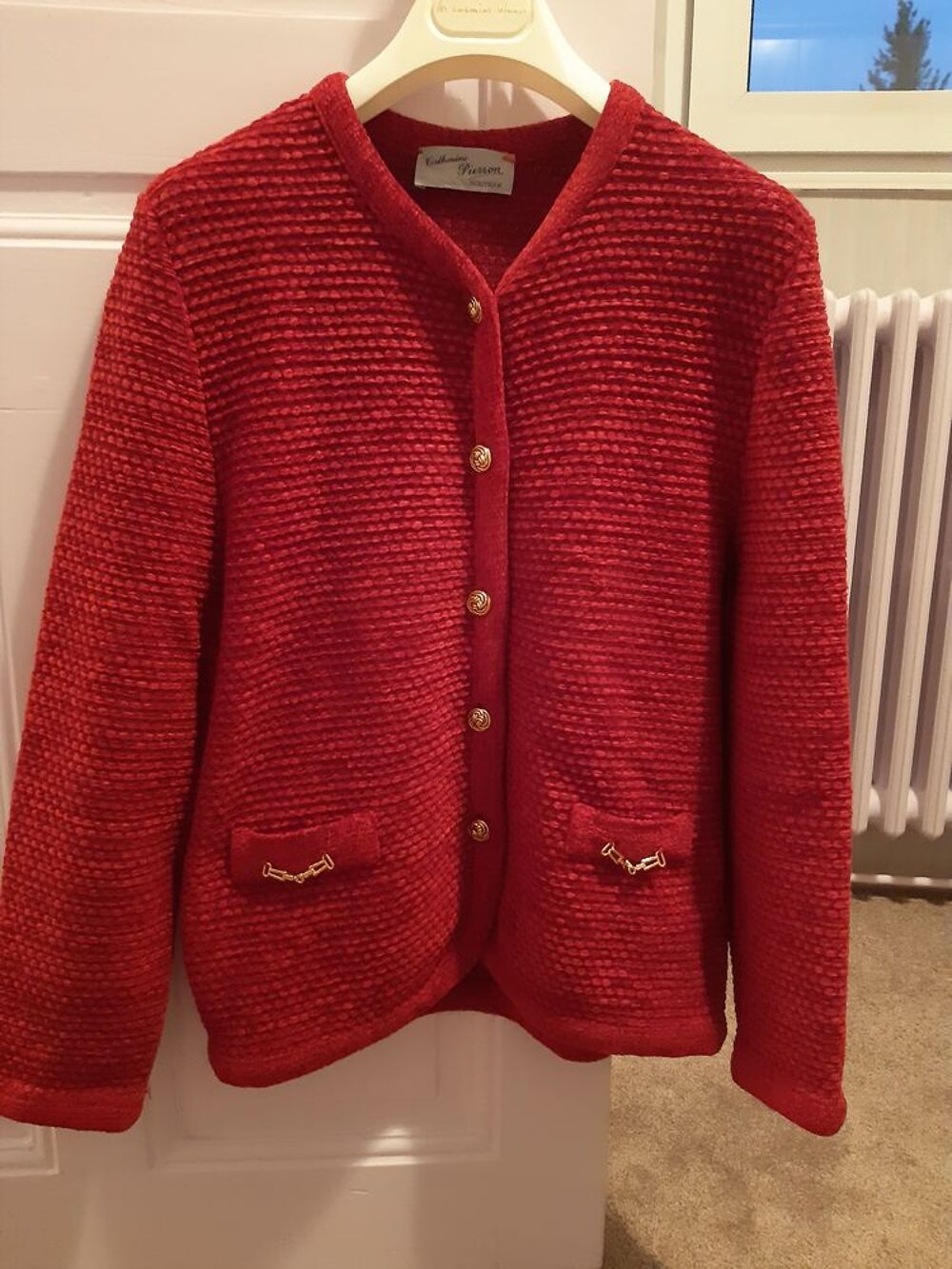 Ensemble lainage veste et jupe rouge Vêtements