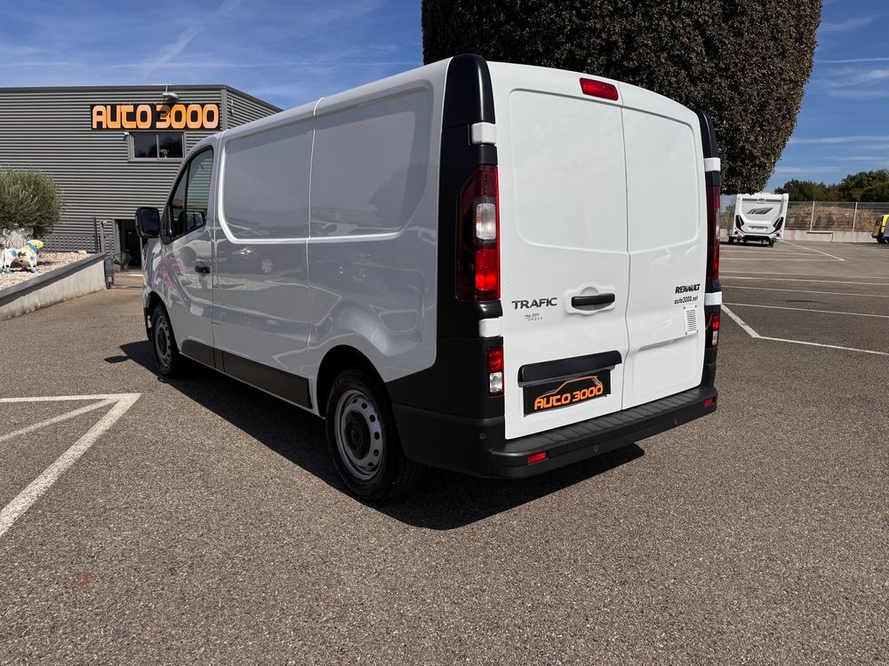 Trafic TRAFIC FGN L1H1 2800 KG BLUE DCI 130 GRAND CONFORT 2022 occasion 84290 Sainte-C&eacute;cile-les-Vignes