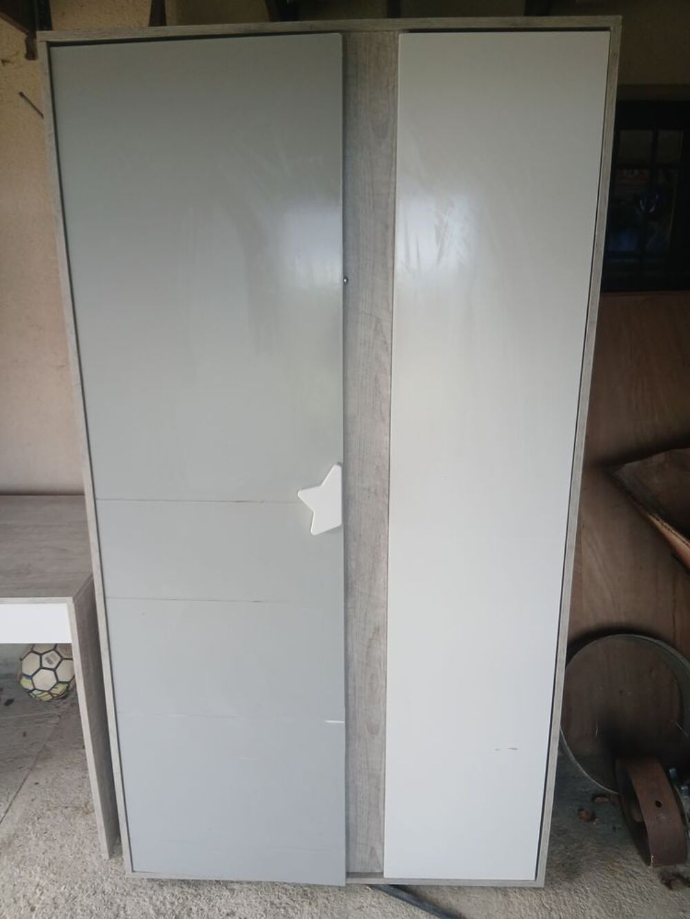 Armoire et bureau enfant Mobilier enfants