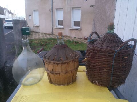 3 dame Jeanne 50 Le Creusot (71)