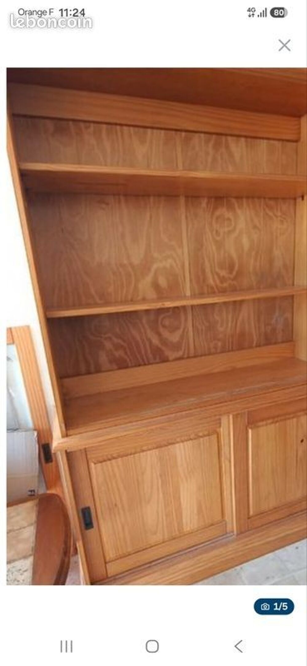 Grande biblioth&egrave;que en bois massif vitr&eacute;e Meubles