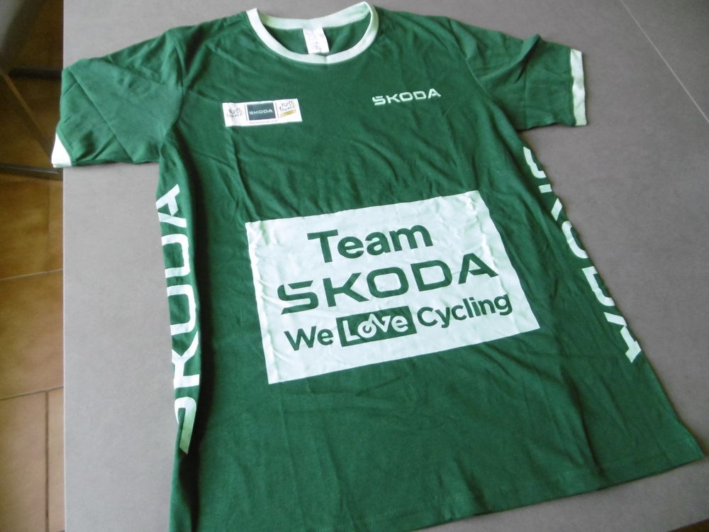 T-shirt SKODA Tour de FRANCE+ancienne casquette neuve SKODA 