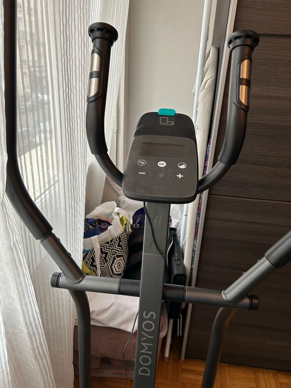 V&eacute;lo elliptique en tr&egrave;s bon &eacute;tat Vélos